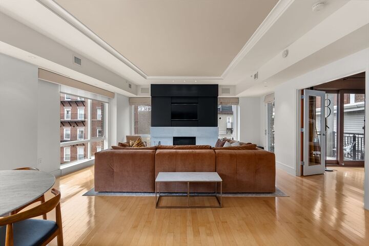 Property Photo:  50 Fleet St 402  MA 02109 