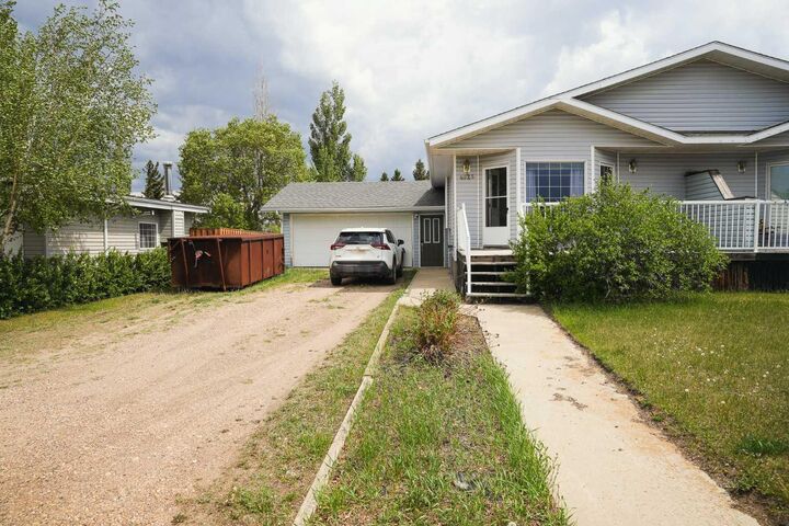 4525 49 Avenue — photo 1