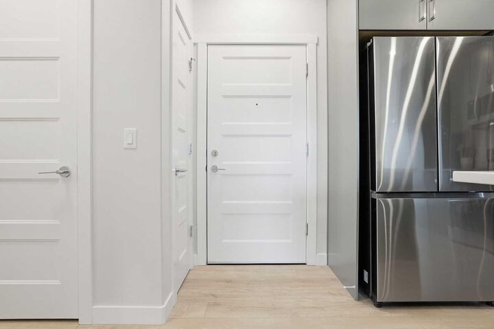 Photo de la propriété:  2117 81 Street SW 2405  AB T3H 6H5 