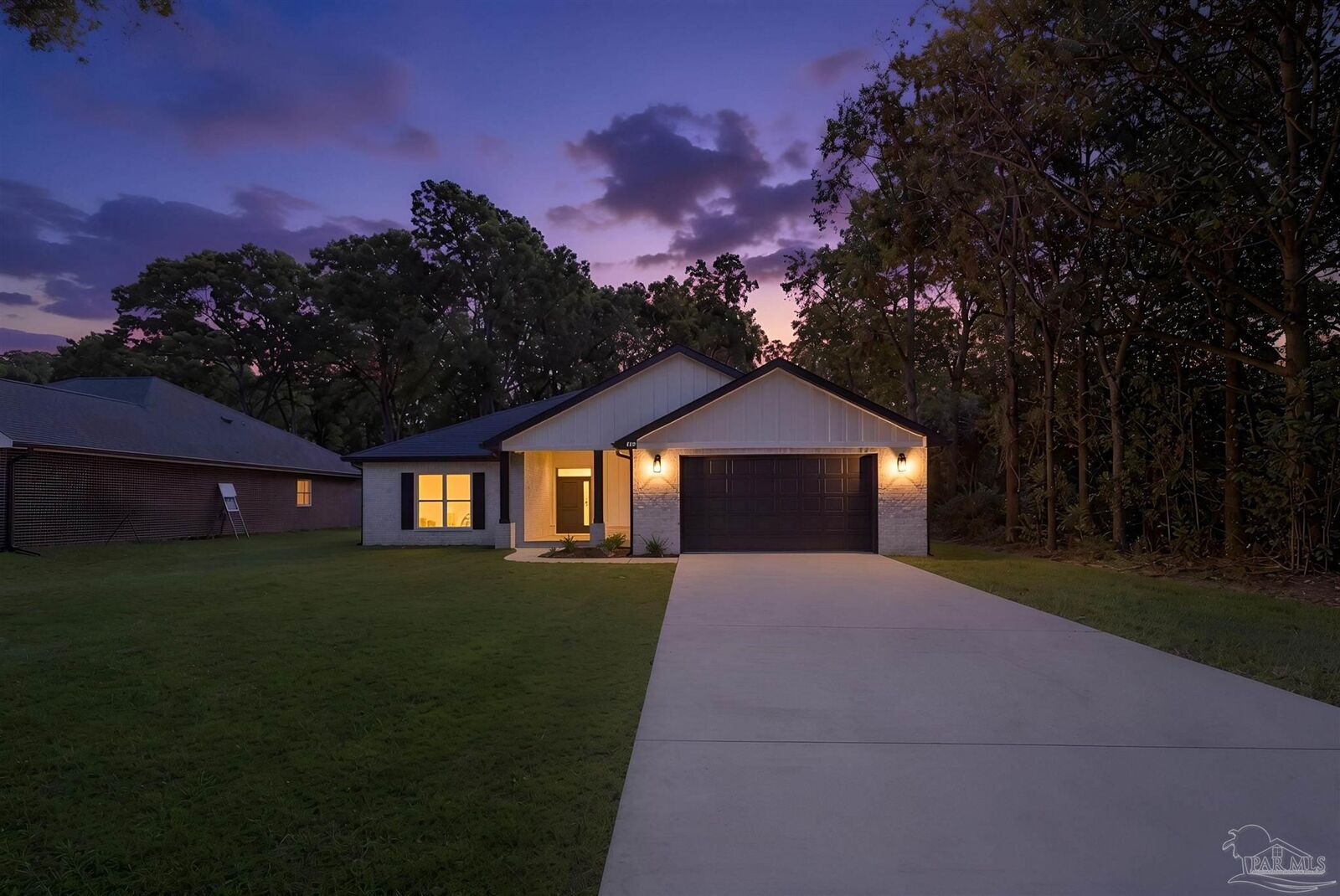 Property Photo: 4298 Watkins St FL 32571