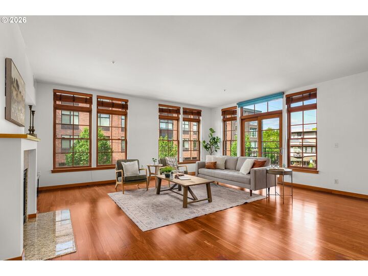 Property Photo:  2350 NW Savier St 224  OR 97210 