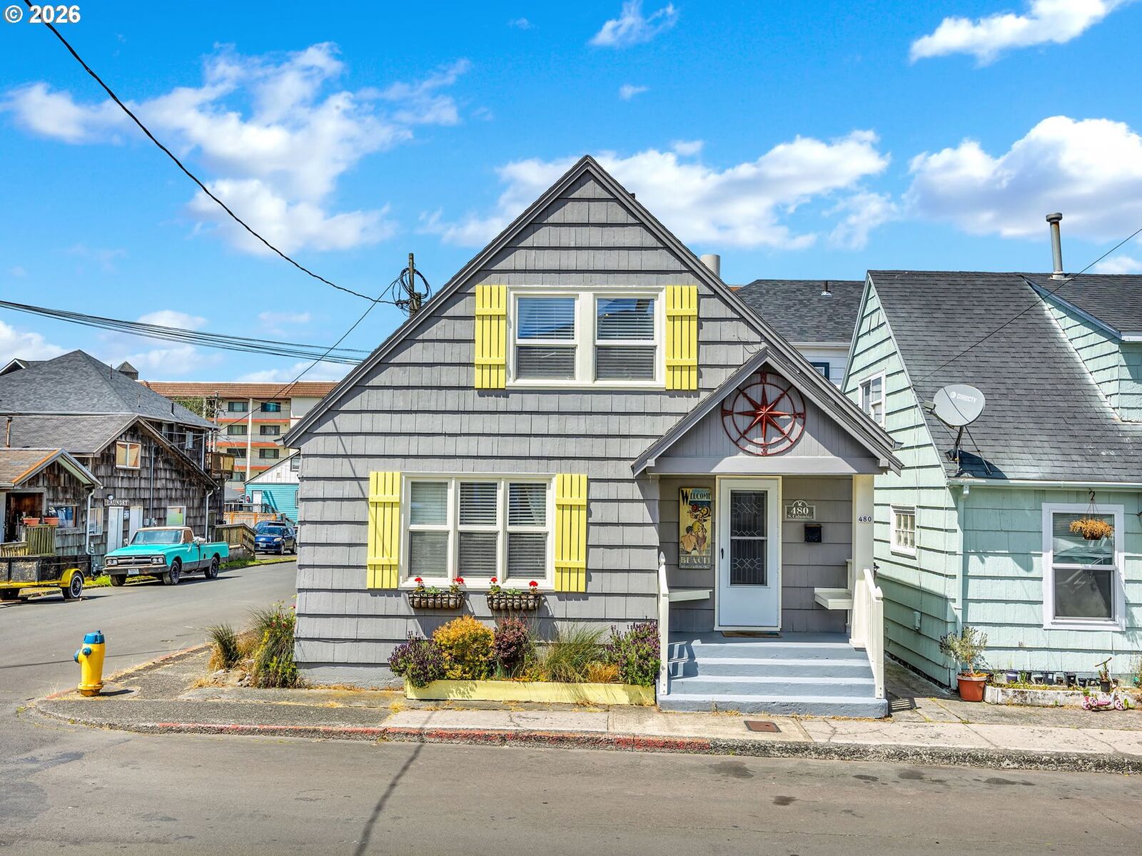 Property Photo: 480 S Columbia St OR 97138