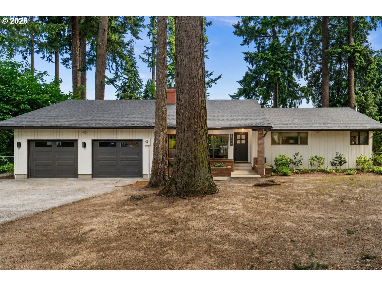 Property Photo: 206 NW 108th St WA 98685