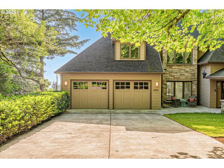 Property Photo:  3046 SW Fairmount Blvd  OR 97239 