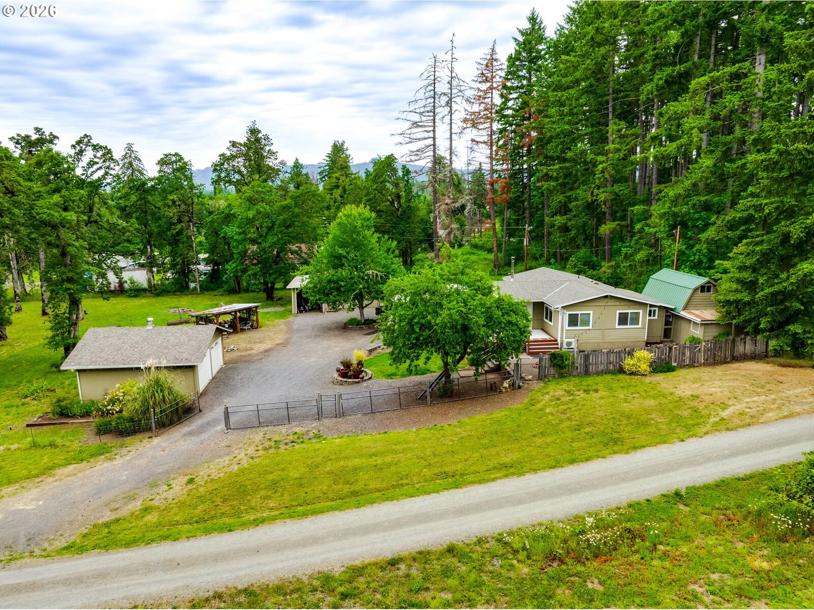 Property Photo:  83629 Rattlesnake Rd  OR 97431 