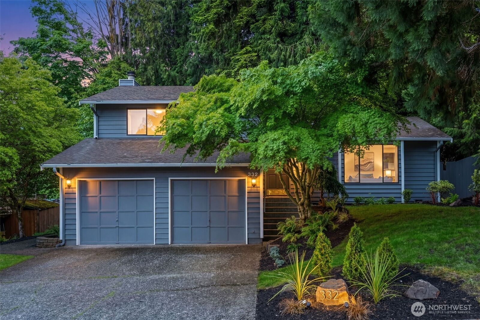 Property Photo:  332  163rd Place SE  WA 98012 