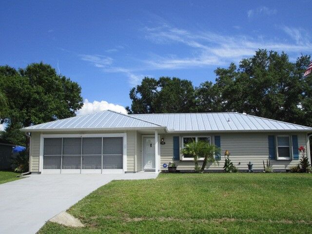 Property Photo: 732 Bayfront Terrace FL 32958