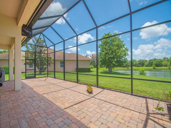 Property Photo: 4405 65th Drive FL 32967