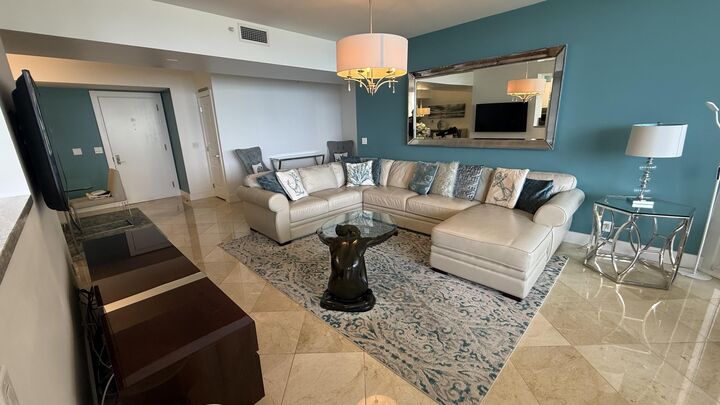 Property Photo: 3200 N Ocean Boulevard 605 FL 33308