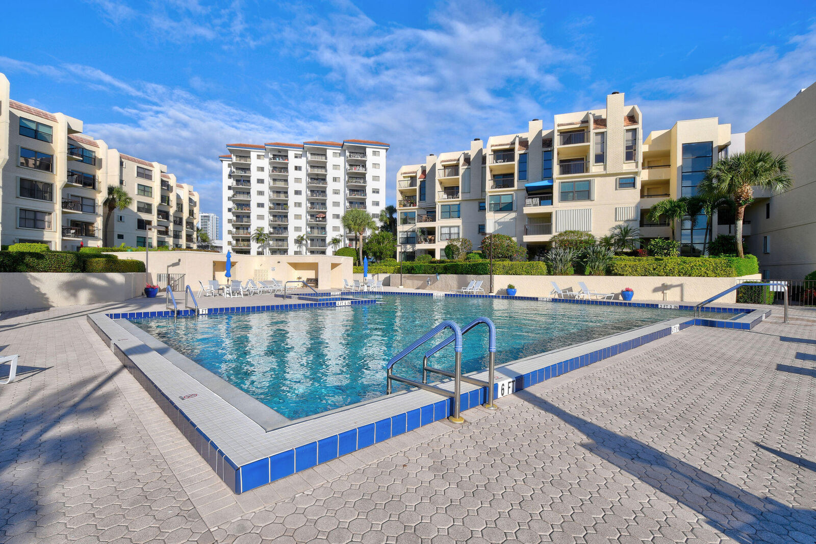 Property Photo:  364 Golfview Road 506  FL 33408 