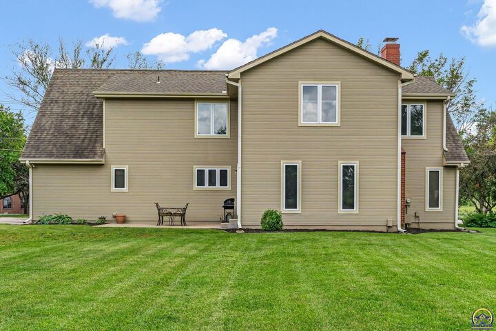 Property Photo:  7628 SW 37th St  KS 66614 