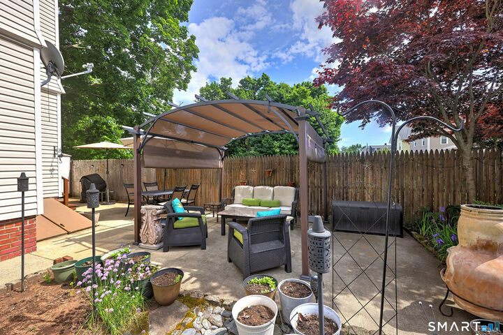 Property Photo:  200 Leete Street  CT 06516 