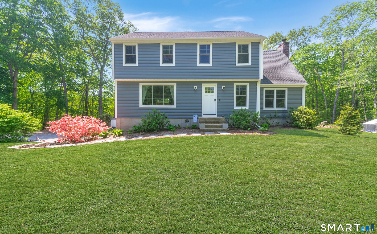 Property Photo:  6 Diamond Road  CT 06413 