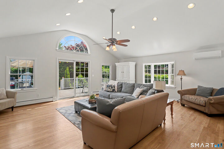 Property Photo: 97 Ridgeview Avenue CT 06611
