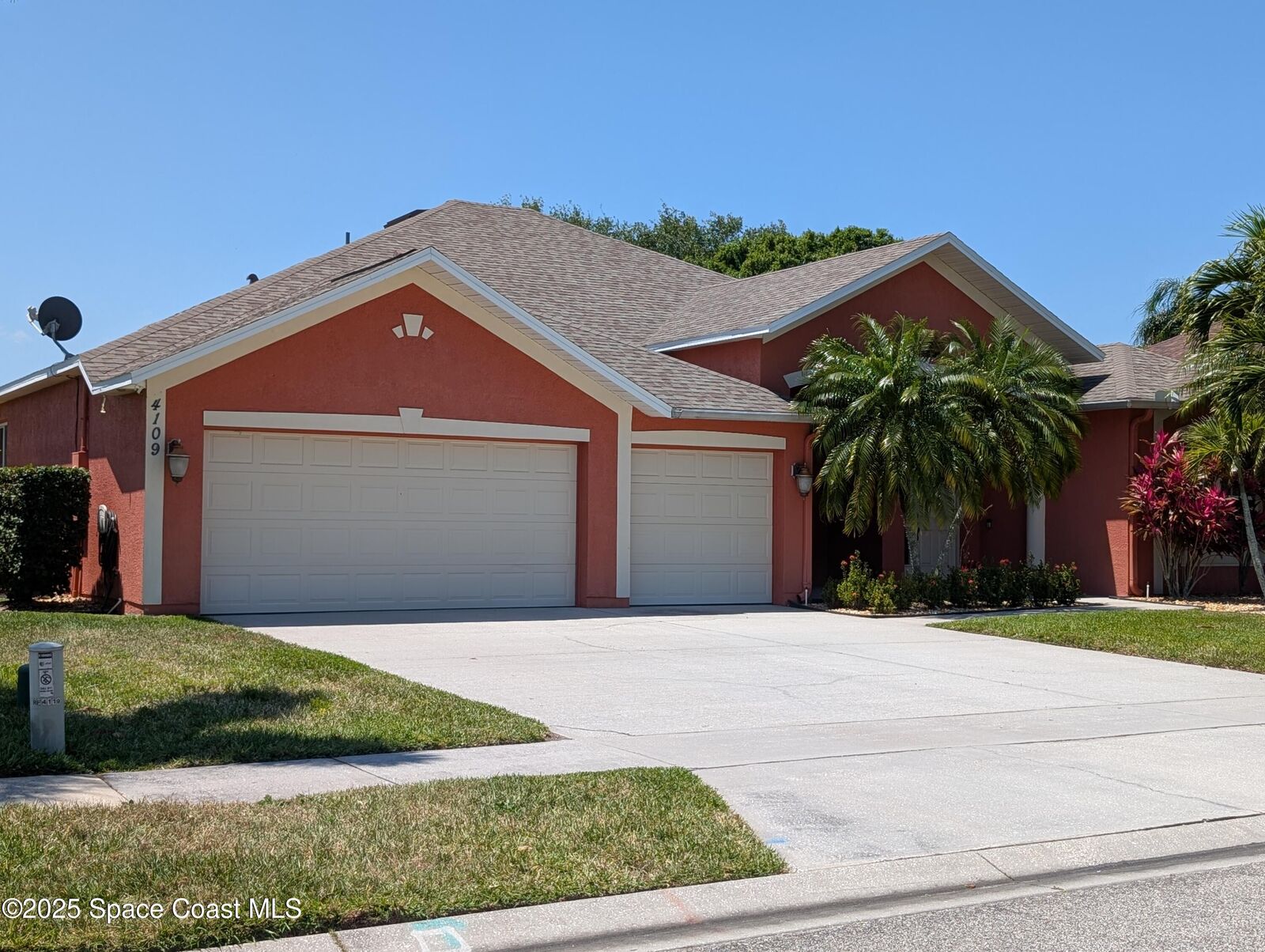 Property Photo:  4109 Orion Way  FL 32955 