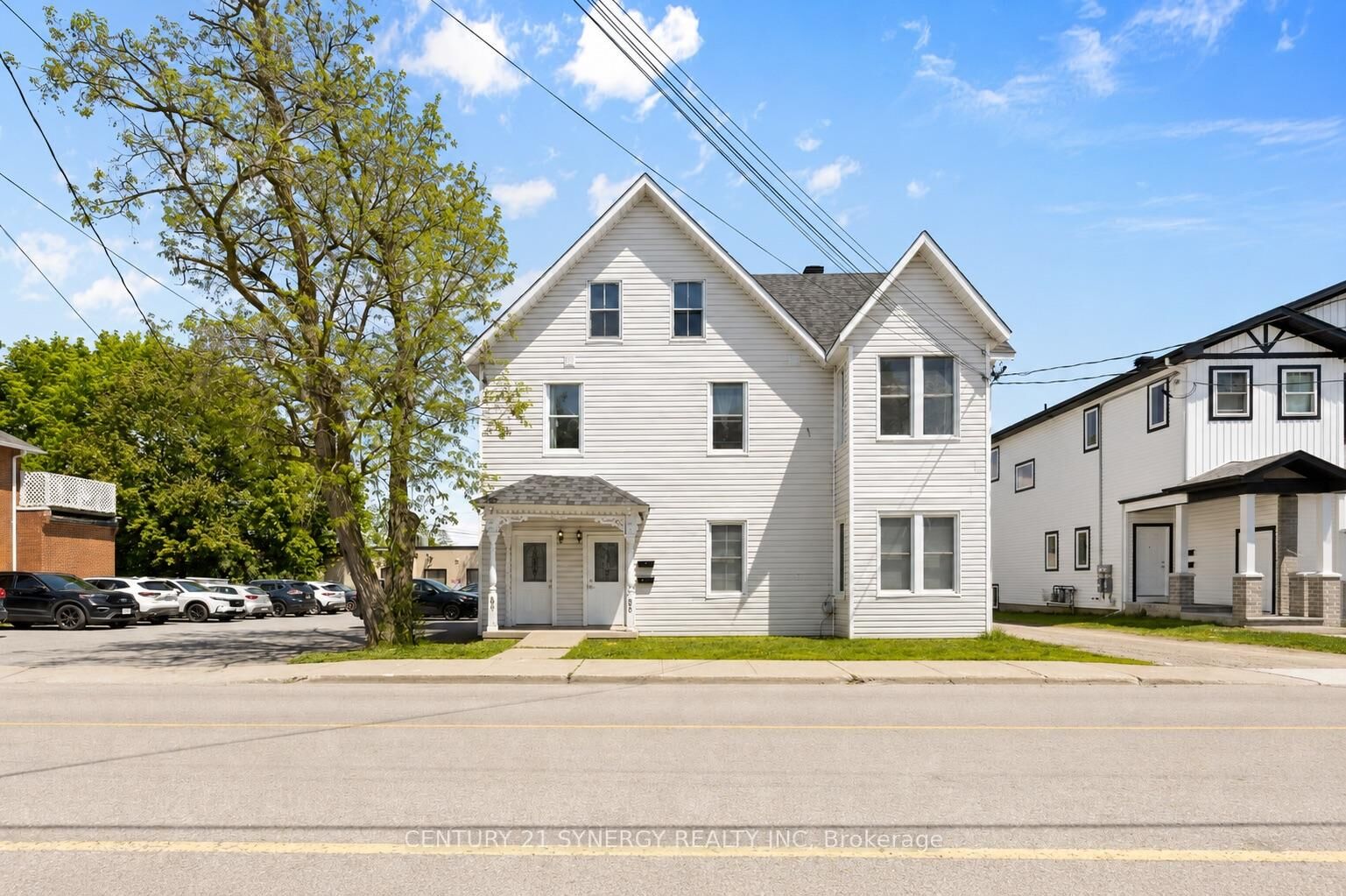 Property Photo: 85-87 Victoria Street ON K7C 2W5