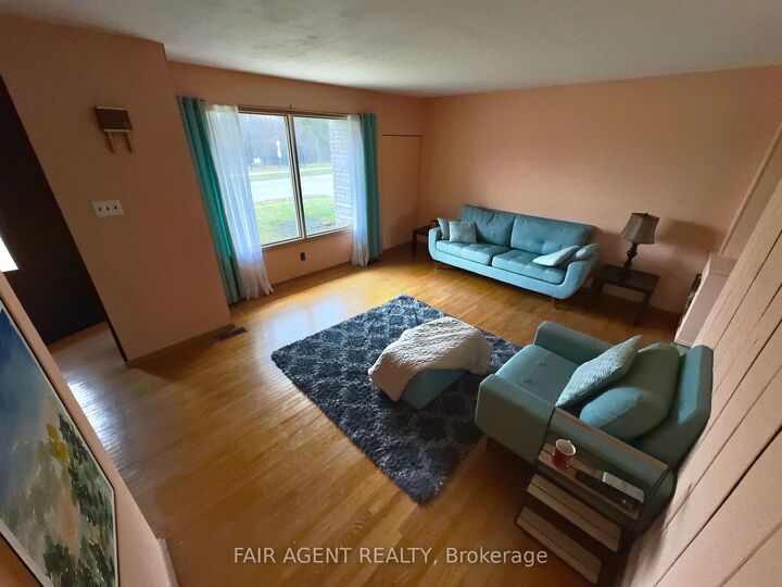 Property Photo: 175 Fourth Avenue ON N2C 1P3