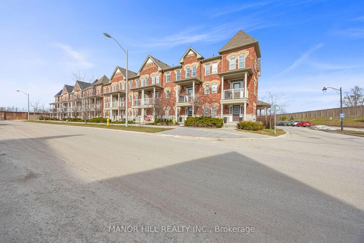 Property Photo: 10 Porter Avenue W 12 ON L4L 0H1