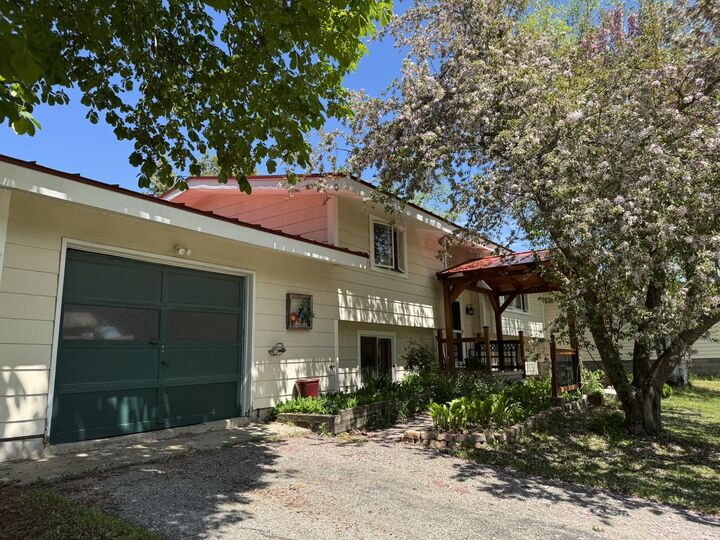 Property Photo: 17314 Cobbs Highway MI 49765