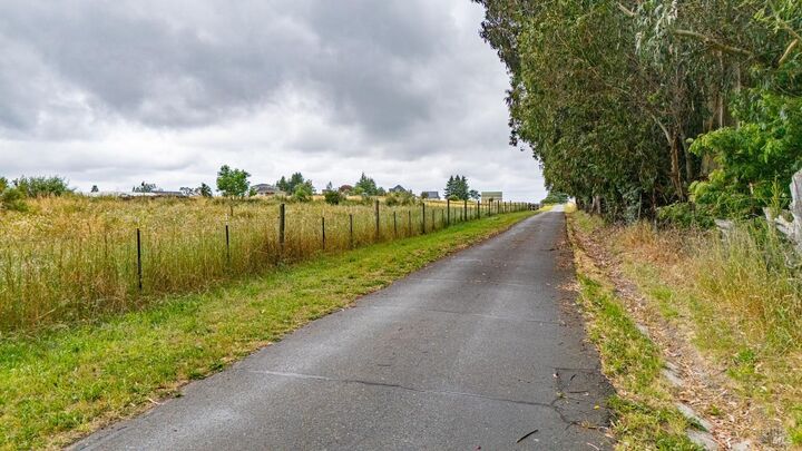 Property Photo: 4758 Blank Road CA 95472