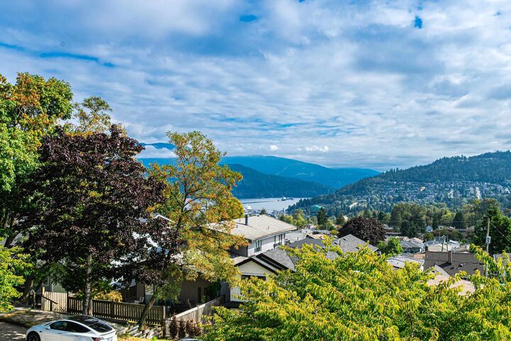 Property Photo:  155 Ellesmere Avenue  BC V5B 3S5 