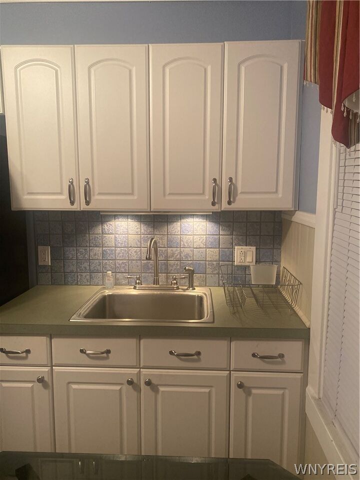Property Photo:  179 Donaldson Road  NY 14208 