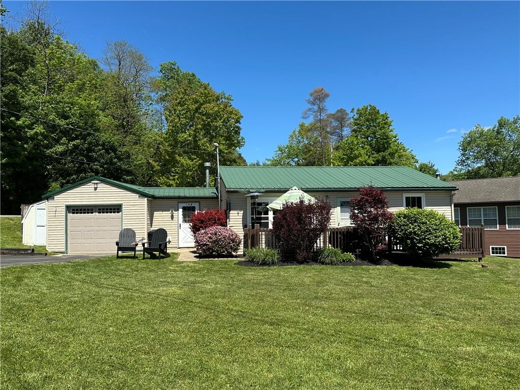 Property Photo: 154 Oak Drive PA 16701