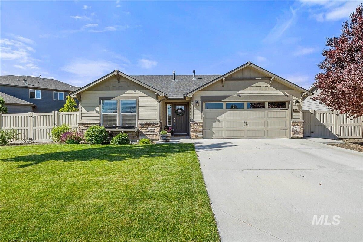 Property Photo:  6861 S Maverick Way  ID 83709 