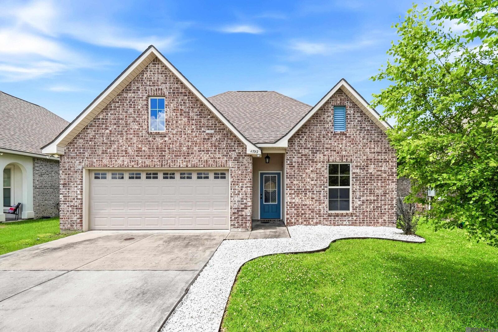 Property Photo:  4792 Viola Farms Dr  LA 70710 
