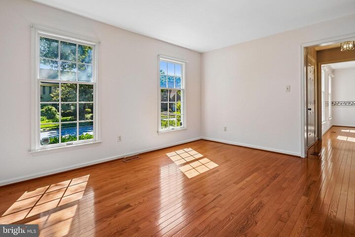 Property Photo: 16109 Olmstead Lane VA 22191