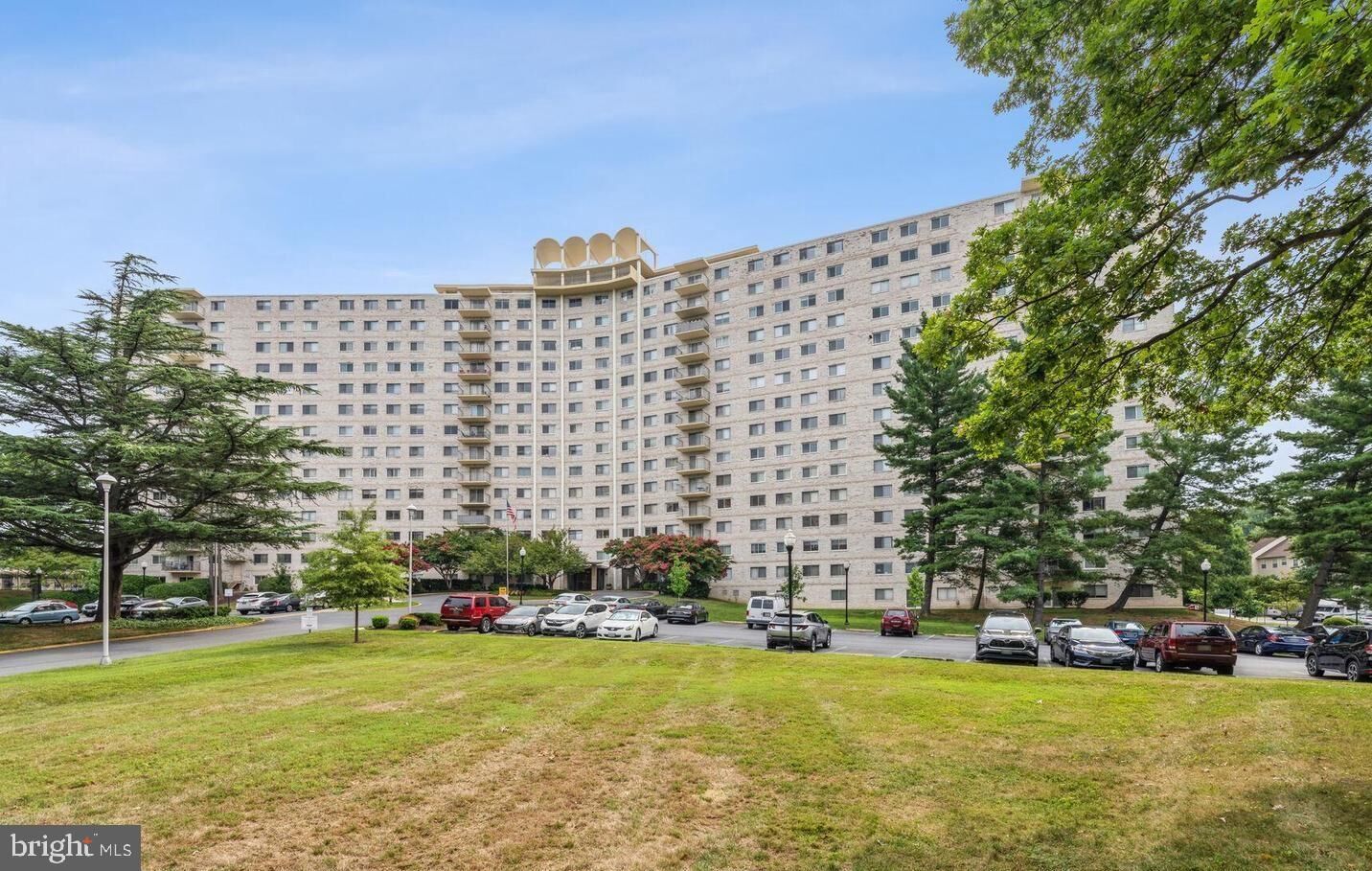 Property Photo:  1111 University Boulevard W 909-A  MD 20902 