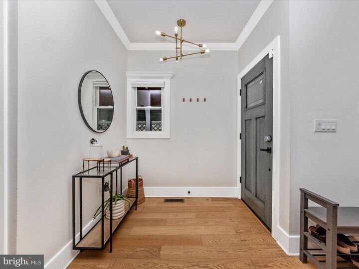 Property Photo:  3016 Thayer Street NE  DC 20018 