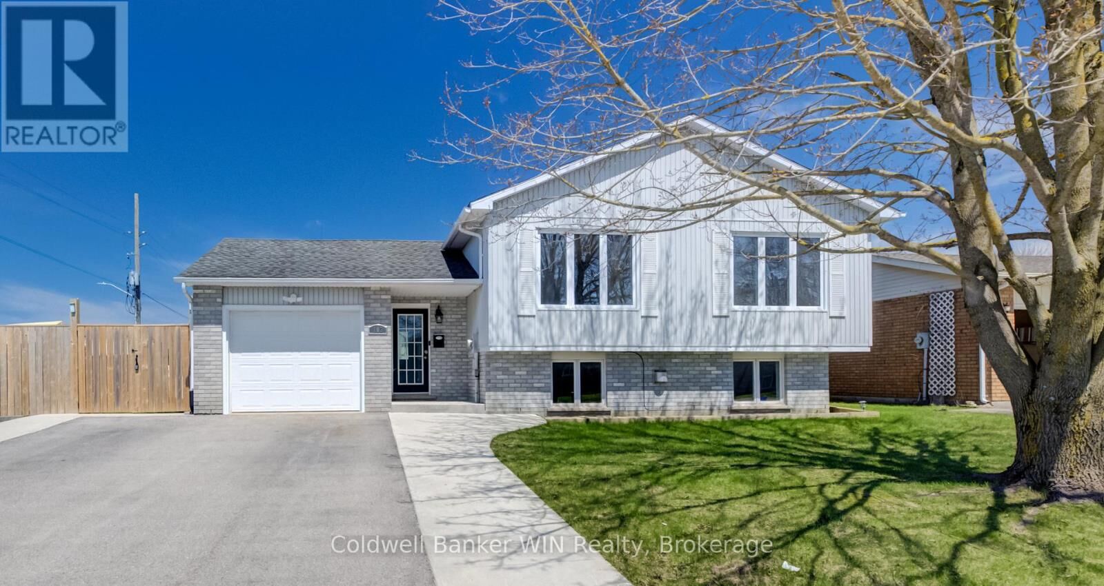 Property Photo:  103 Melissa Crescent  ON N0G 2L3 