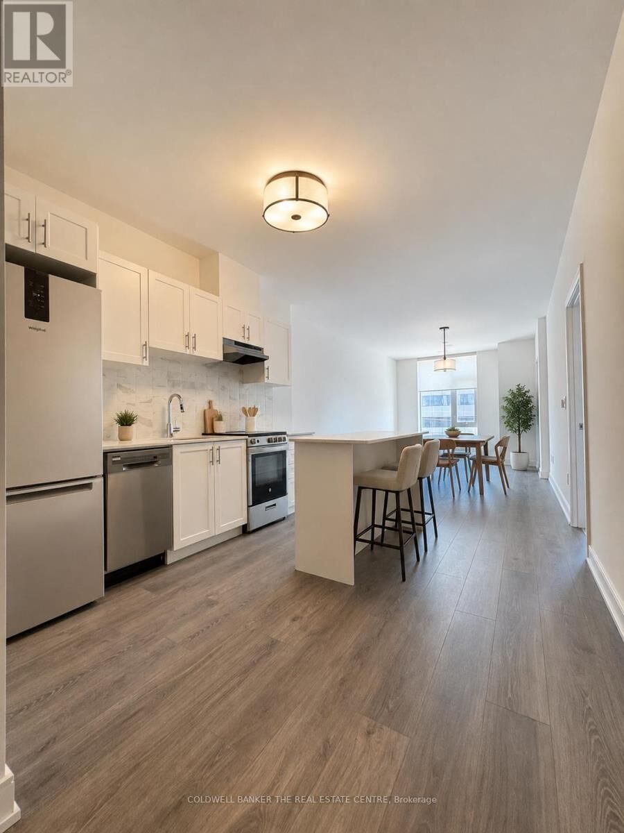 Property Photo: 715 Davis Drive 309B ON L3Y 0J1