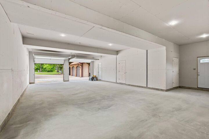 Property Photo: 4528 Ravine Drive OH 43081