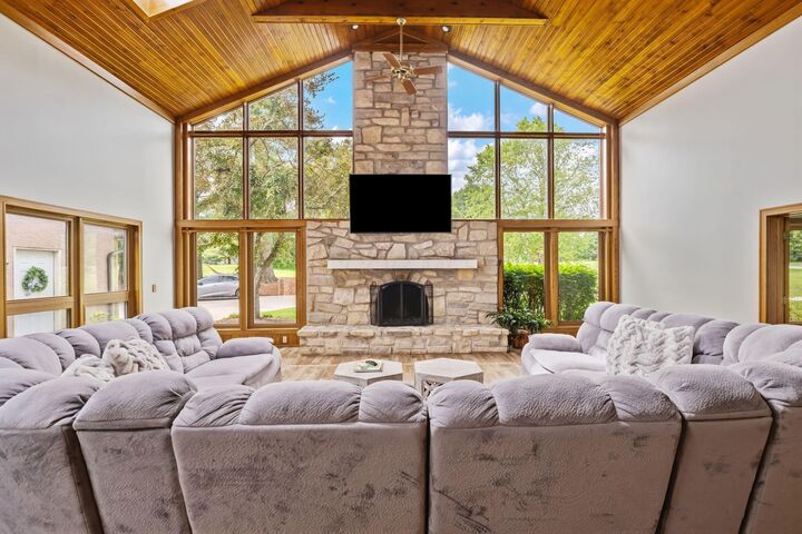 Property Photo:  4528 Ravine Drive  OH 43081 