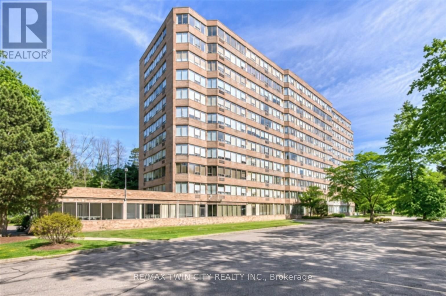 Property Photo: 3227 King Street East 503 ON N2A 3Z9