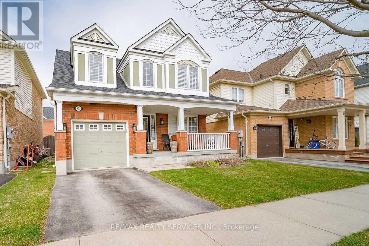 Property Photo: 993 Huffman Crescent ON L9T 6M4