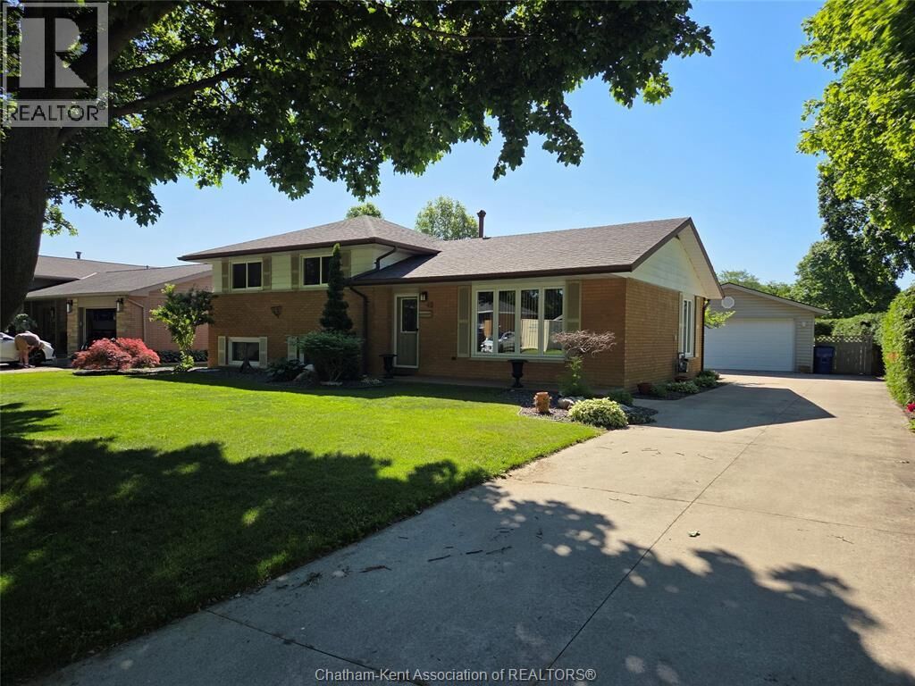 Property Photo:  48 Parry Drive  ON N7L 2J2 