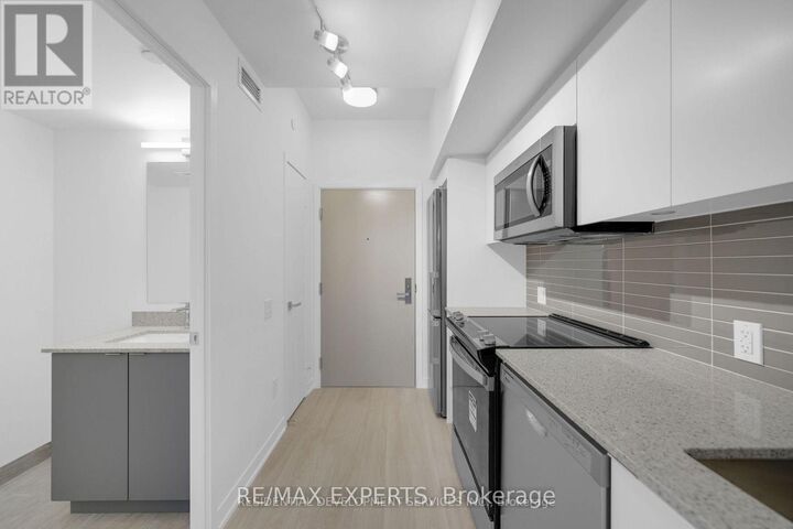 Property Photo: 500 Wilson Avenue 237 ON M3H 0E5