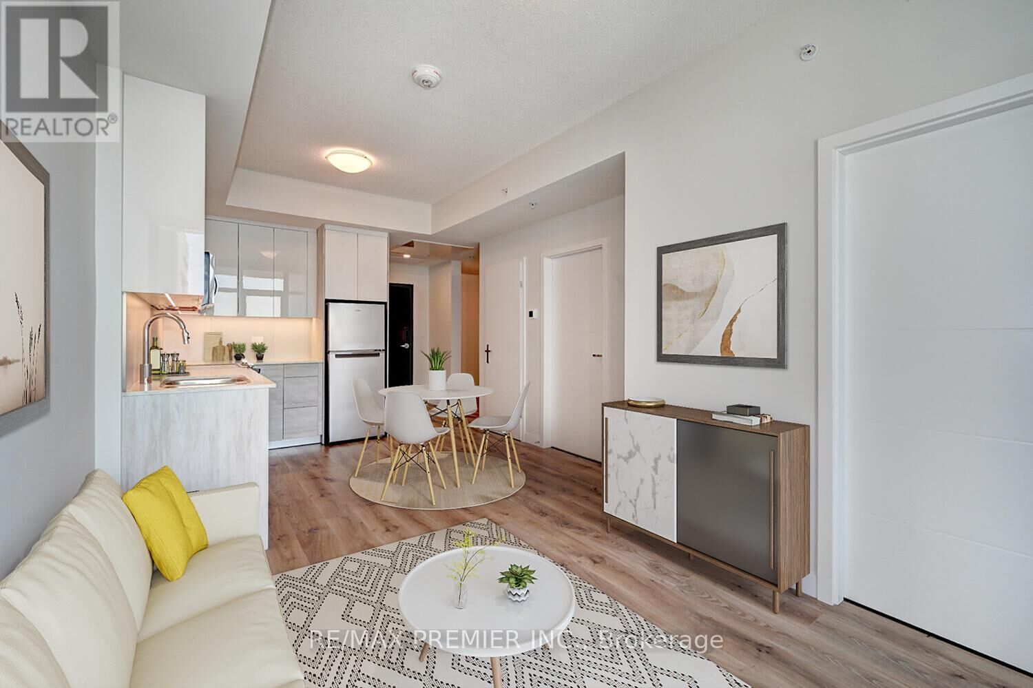 Property Photo: 60 Frederick Street 813 ON N2H 0C7