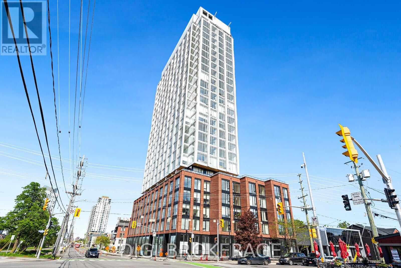 Property Photo: 2070 Scott Street 1101 ON K1Z 0C8
