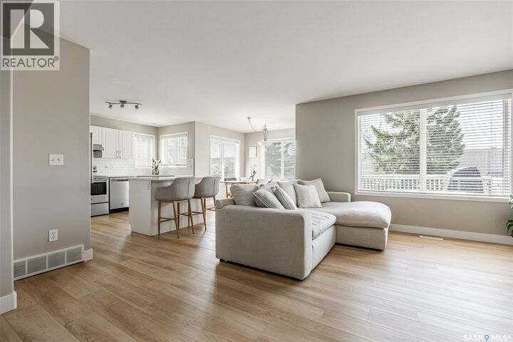 Property Photo:  451 Buckwold Cove  SK S7N 4W1 