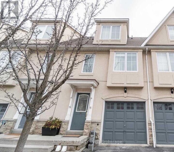 Property Photo: 800 Dundas Street West 30 ON L5C 4S9