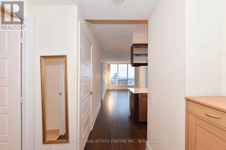 Property Photo: 15 Viking Lane 3308 ON M9B 0A4
