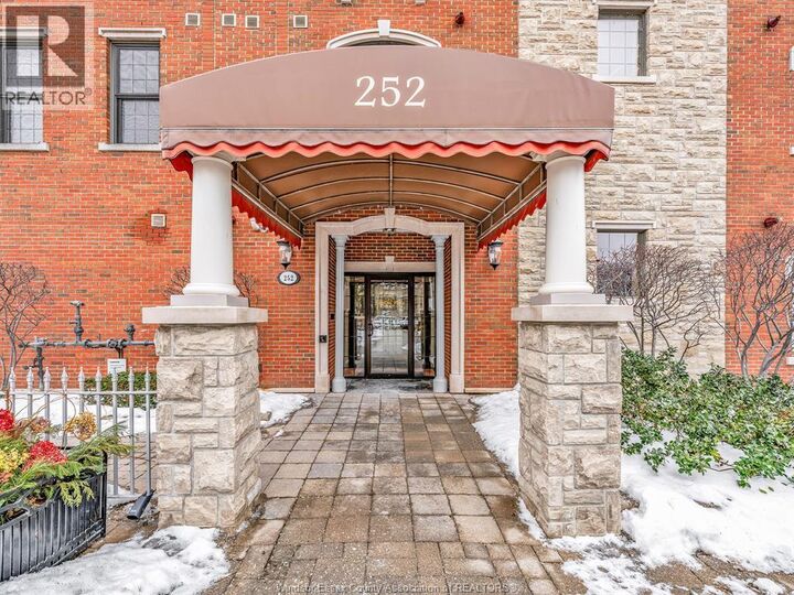 Property Photo: 252 Dalhousie 304 ON N9V 1W7