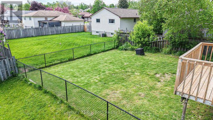 Property Photo: 211 Westmount Drive South ON L3V 6E5
