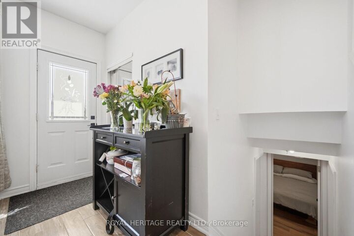 Property Photo:  1546 Lakemount Street  ON L1J 3Y2 