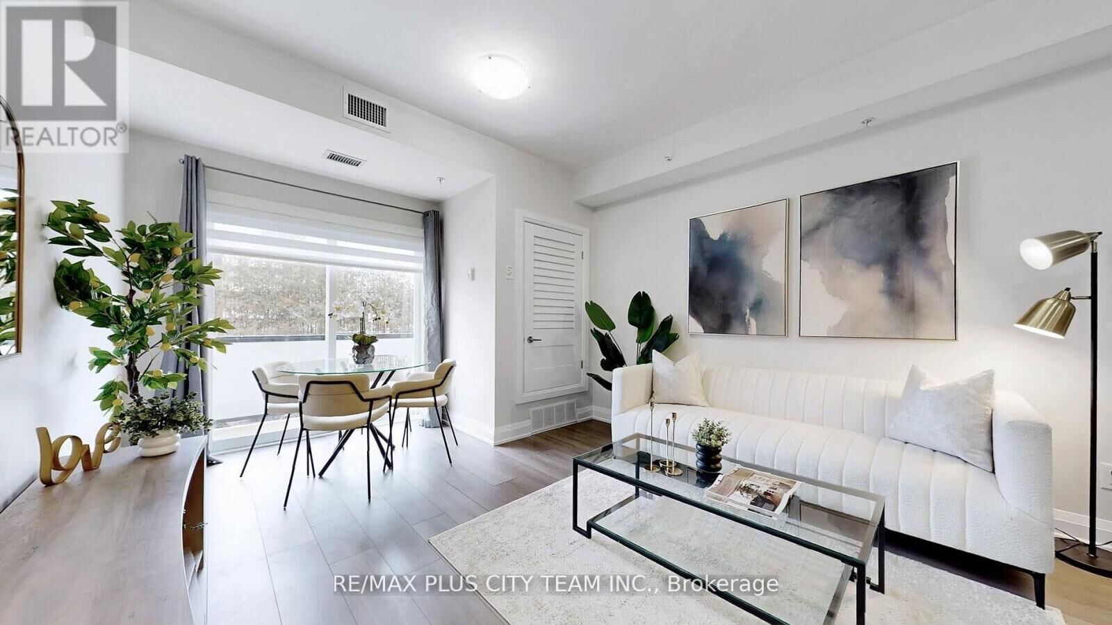 Property Photo:  481 Rupert Avenue 120  ON L4A 1Y7 