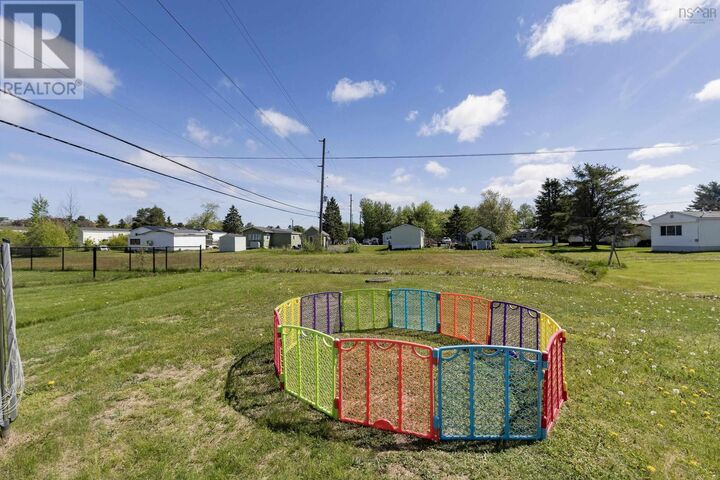 Property Photo:  16 Lorne Crescent  NS B4H 4B7 